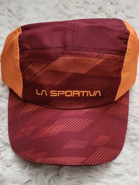 NWT La Sportiva Skyline Cap Size L/XL